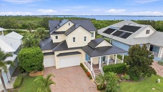 8124 37TH AVENUE CIRCLE W, Bradenton, FL 34209