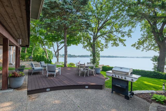 3008 Highland Boulevard, Mound, MN 55364