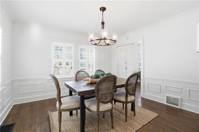 23 E 69TH Street, Kansas City, MO 64113