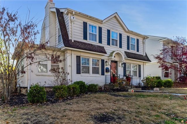 23 E 69TH Street, Kansas City, MO 64113