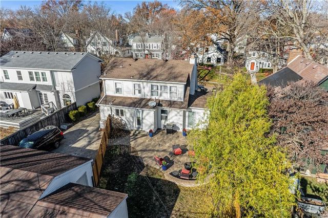 23 E 69TH Street, Kansas City, MO 64113