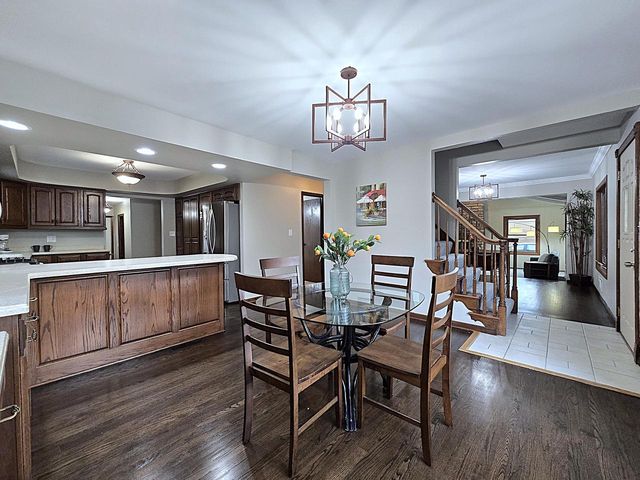 5020 S 28th STREET, Greenfield, WI 53221