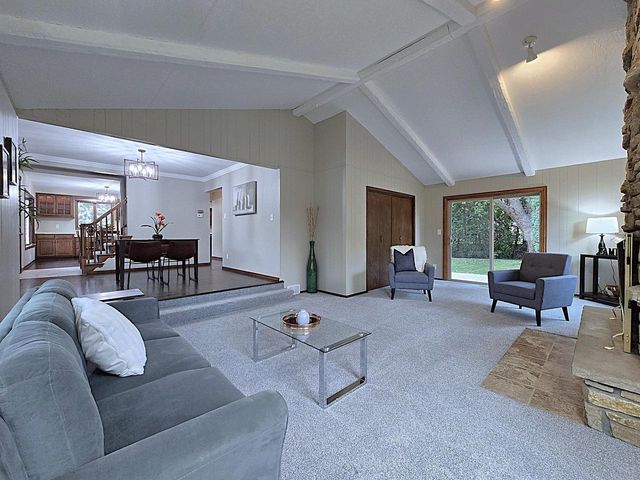 5020 S 28th STREET, Greenfield, WI 53221