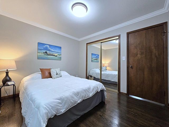 5020 S 28th STREET, Greenfield, WI 53221