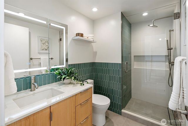 4020 47th Avenue S, Seattle, WA 98118