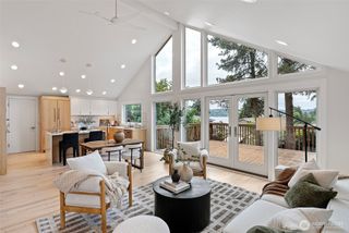 4020 47th Avenue S, Seattle, WA 98118