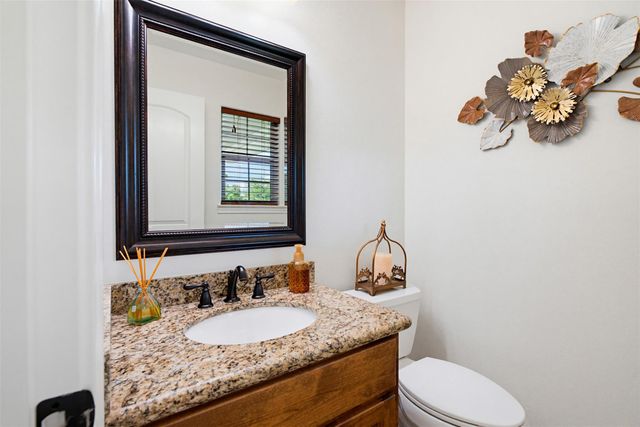 489 Boyd LN, Rockdale, TX 76567