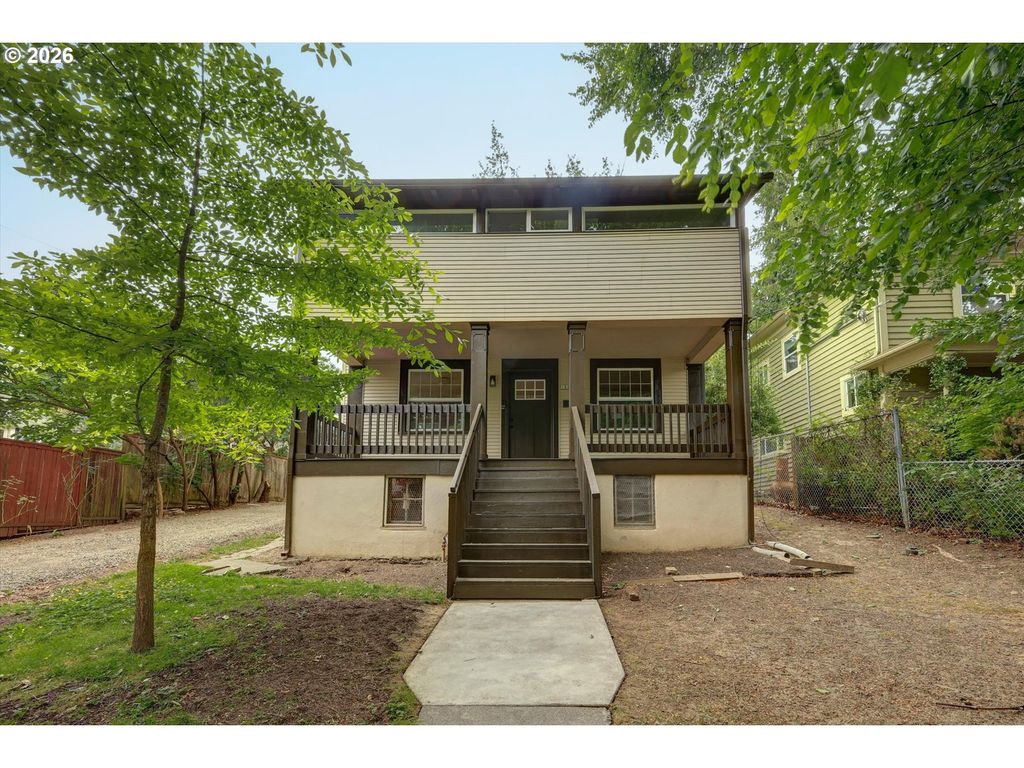 1827 Se OAK St, Portland, OR 97214