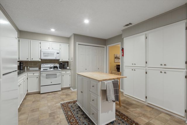 5308 South Drive, Fort Worth, TX 76132