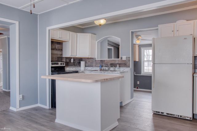 1201 N Kerby Road, Corunna, MI 48817