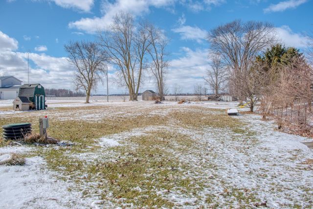 1201 N Kerby Road, Corunna, MI 48817