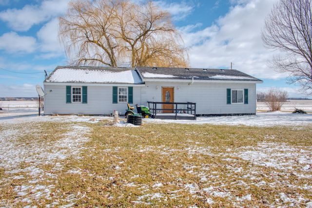 1201 N Kerby Road, Corunna, MI 48817