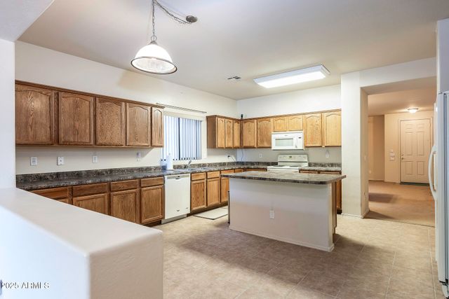 1442 E SADDLEBROOK Court, Casa Grande, AZ 85122