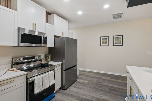 219 Graham Rd, Petersburg, VA 23803