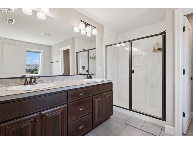 17230 Nw CATALPA St, Portland, OR 97210