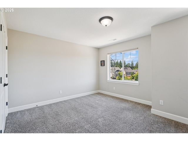 17230 Nw CATALPA St, Portland, OR 97210