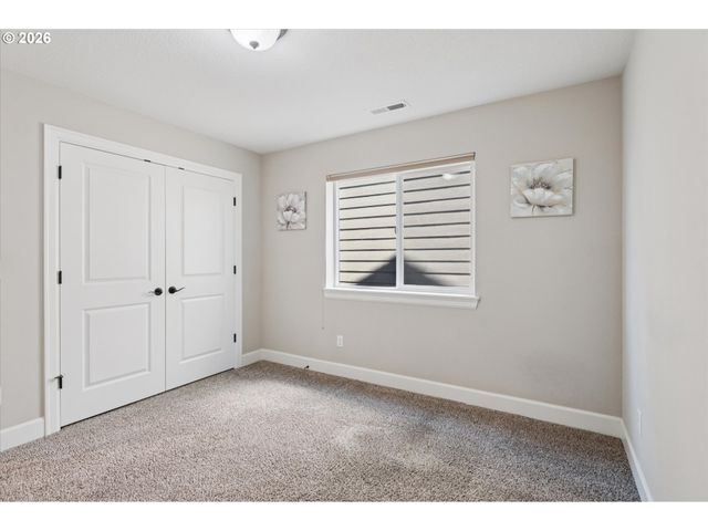 17230 Nw CATALPA St, Portland, OR 97210