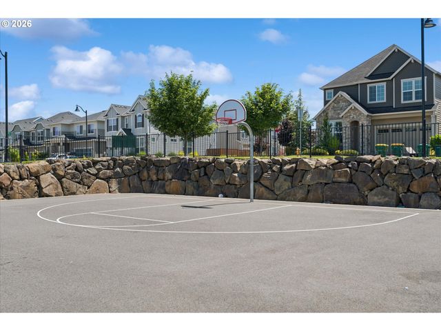17230 Nw CATALPA St, Portland, OR 97210