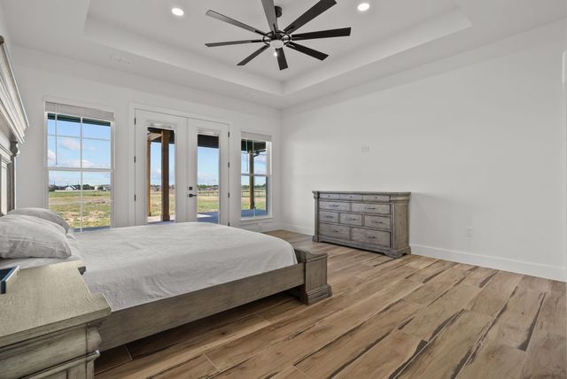 1015 Pilgrim Trail, Weatherford, TX 76088