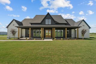 1015 Pilgrim Trail, Weatherford, TX 76088