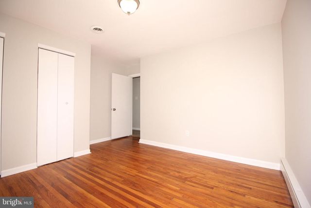 913 FAIRVIEW AVE, Bristol, PA 19007