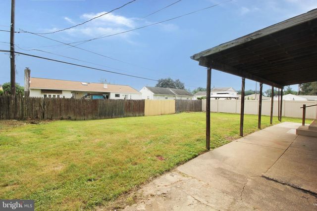 913 FAIRVIEW AVE, Bristol, PA 19007
