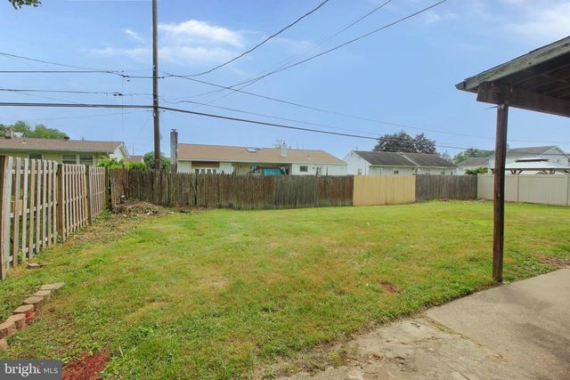 913 FAIRVIEW AVE, Bristol, PA 19007