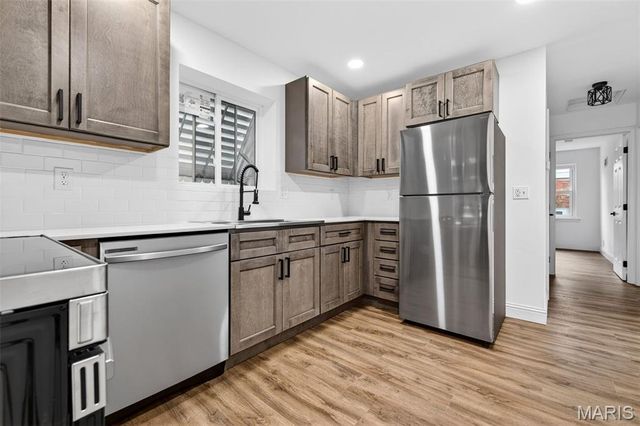 2170 Telegraph Road, St Louis, MO 63125