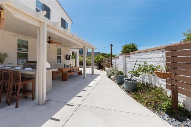 128 Unity Lane, San Marcos, CA 92078