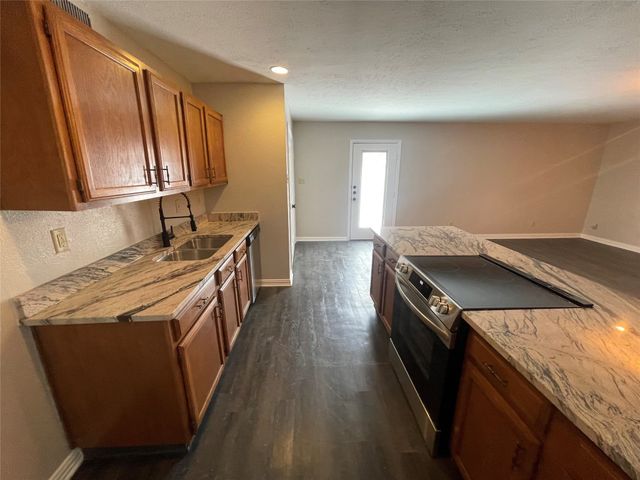 407 Woodcrest Way, Forney, TX 75126