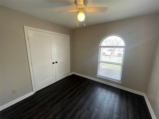 407 Woodcrest Way, Forney, TX 75126