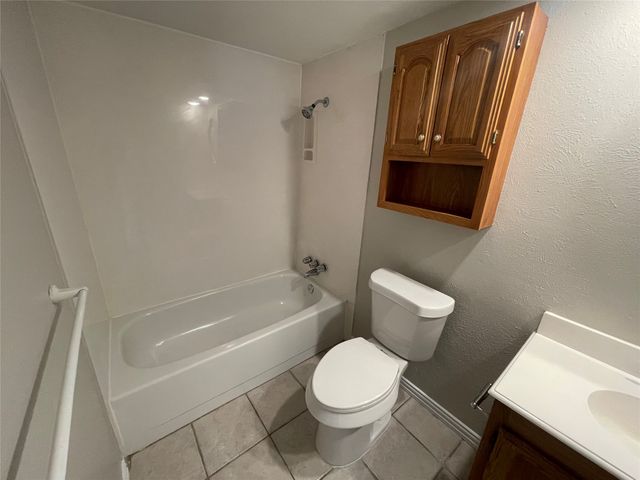 407 Woodcrest Way, Forney, TX 75126