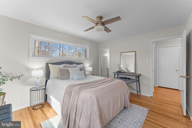 7448 LONG PINE DR, Springfield, VA 22151