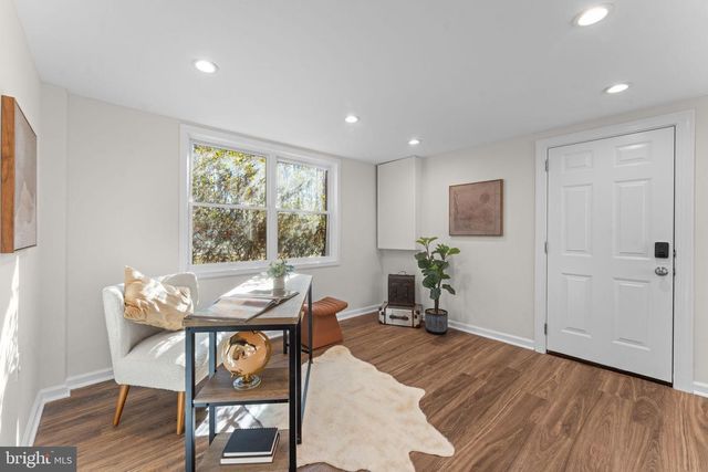 7448 LONG PINE DR, Springfield, VA 22151