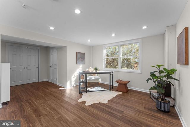 7448 LONG PINE DR, Springfield, VA 22151