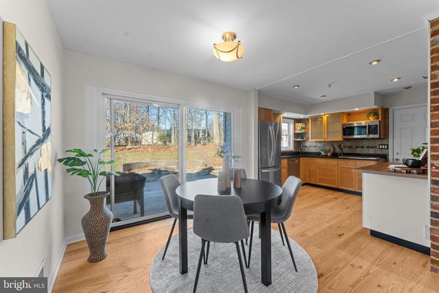 7448 LONG PINE DR, Springfield, VA 22151