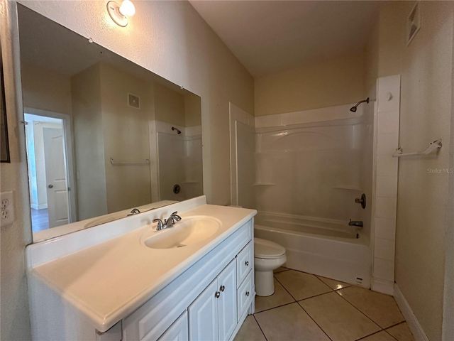1995 ERVING CIRCLE 203, Ocoee, FL 34761