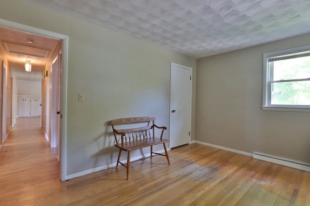 136 Sherwood Dr S, Marlborough, MA 01752