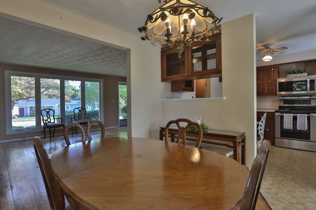 136 Sherwood Dr S, Marlborough, MA 01752