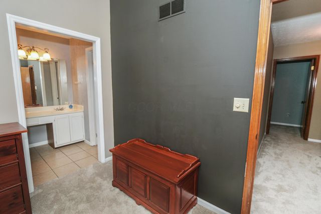 1967 Noble Run Way, 8, Columbus, OH 43229