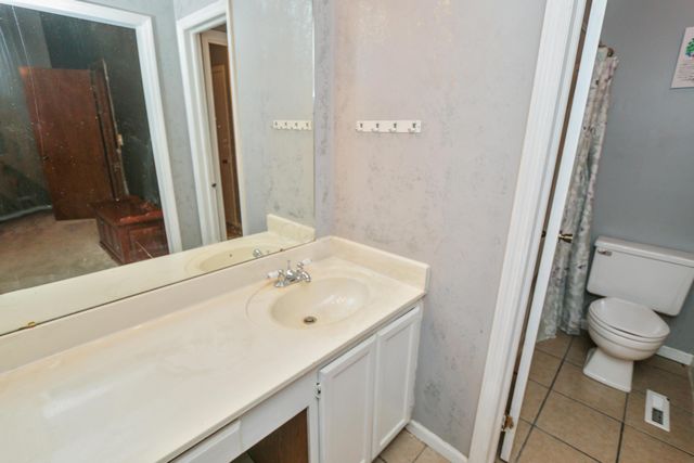 1967 Noble Run Way, 8, Columbus, OH 43229
