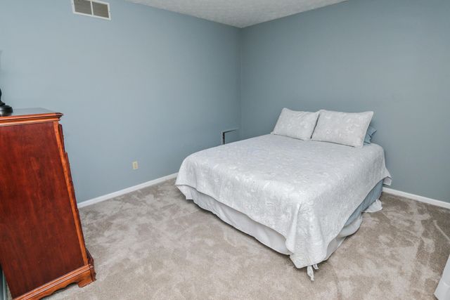 1967 Noble Run Way, 8, Columbus, OH 43229