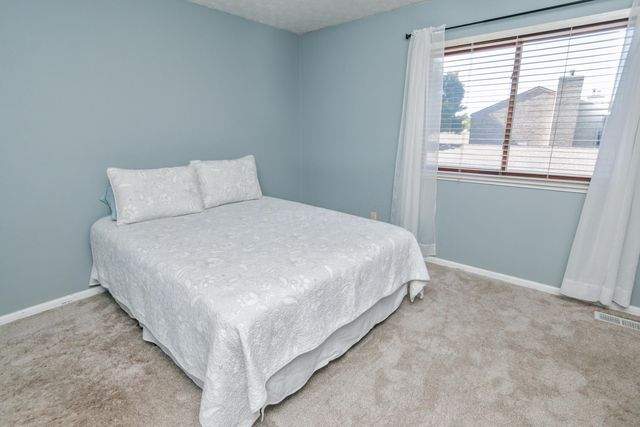1967 Noble Run Way, 8, Columbus, OH 43229