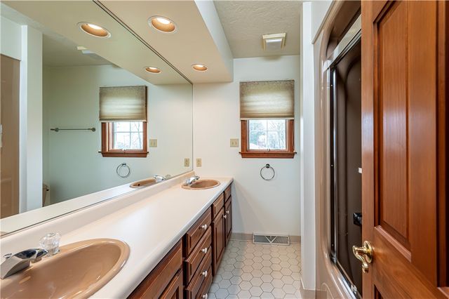 1118 Sandstone Road, City Of Greensburg, PA 15601