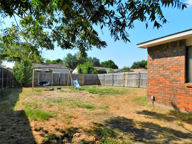 421 Shadowcrest Lane, Coppell, TX 75019