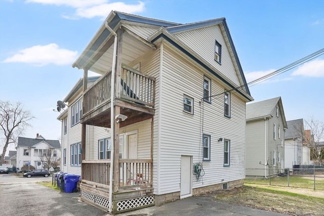35-37 Narragansett St, Springfield, MA 01107