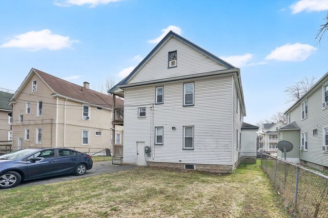 35-37 Narragansett St, Springfield, MA 01107