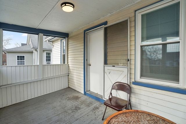 35-37 Narragansett St, Springfield, MA 01107