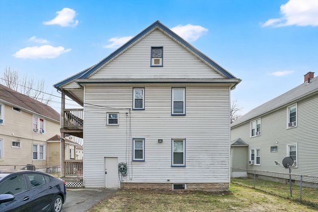 35-37 Narragansett St, Springfield, MA 01107