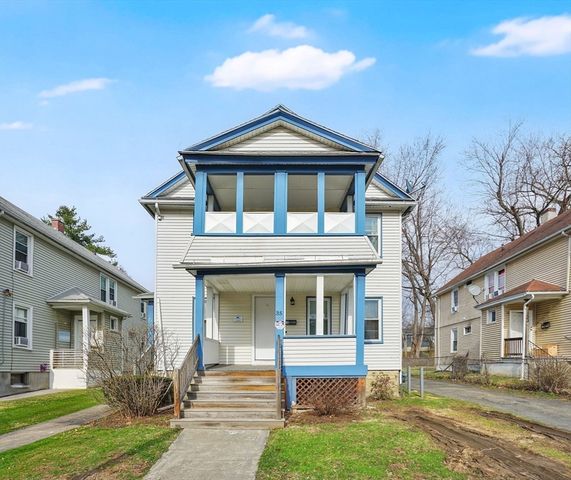 35-37 Narragansett St, Springfield, MA 01107